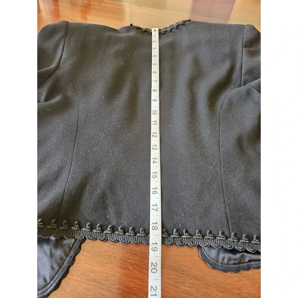 Vintage Liancarlo Black 100%‎ Wool Short Cropped Jacket Size 8 Open Front Neiman